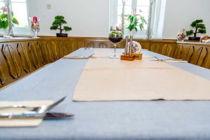 Taverna Unik Saaldorf المظهر الخارجي الصورة