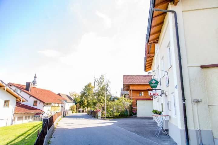 Taverna Unik Saaldorf المظهر الخارجي الصورة